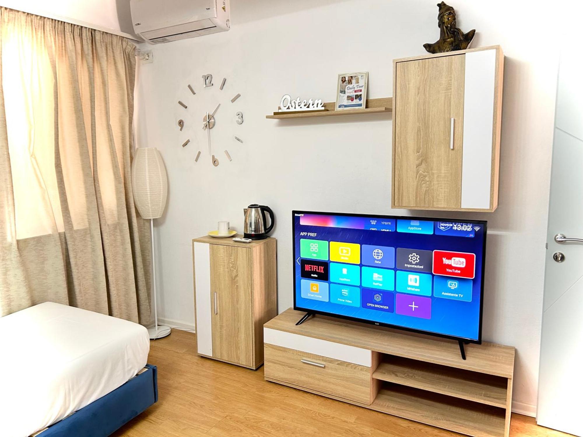 Budget Retreat Tirana & Studios Luaran gambar